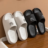 Summer Fashion Men's Slippers Printting Little Bear Sandals Indoor Bathroom Non-slip Soft Women Dormitory Casual Shoes Couple
