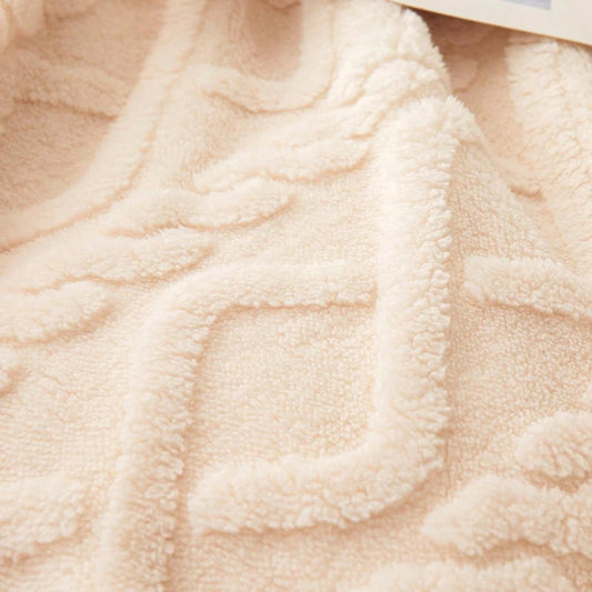 Cozy Coral Fleece Blanket - Your Perfect Multi-Purpose Companion - MANDOTOS