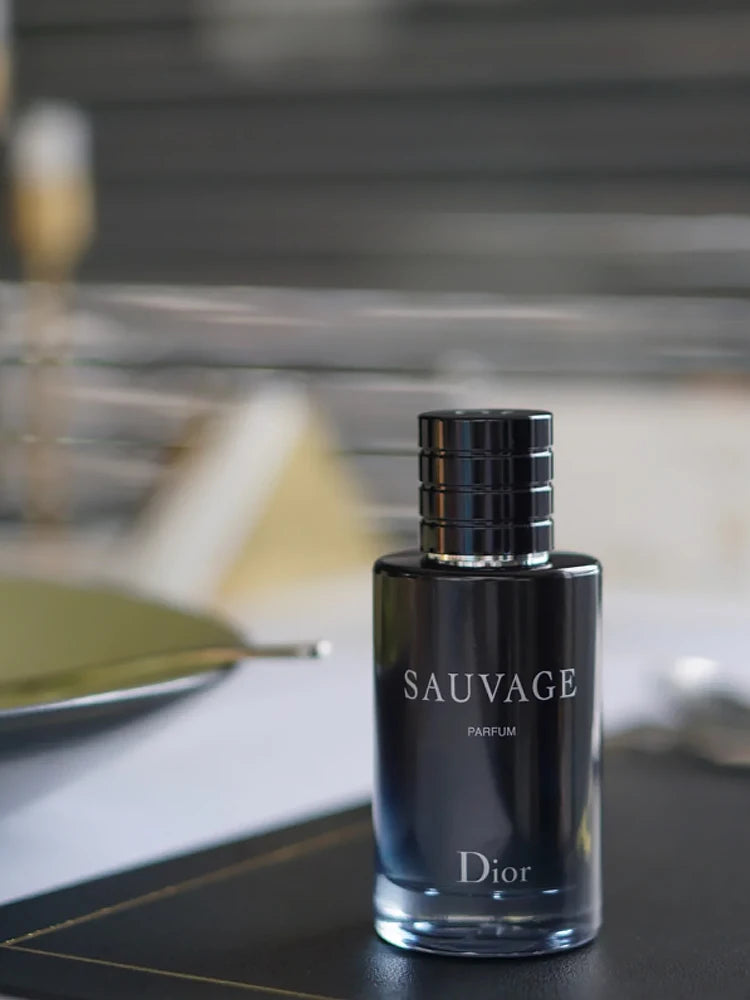 Dior Sauvage for men Parfum Spray 60ml/100ml/200ml - MANDOTOS