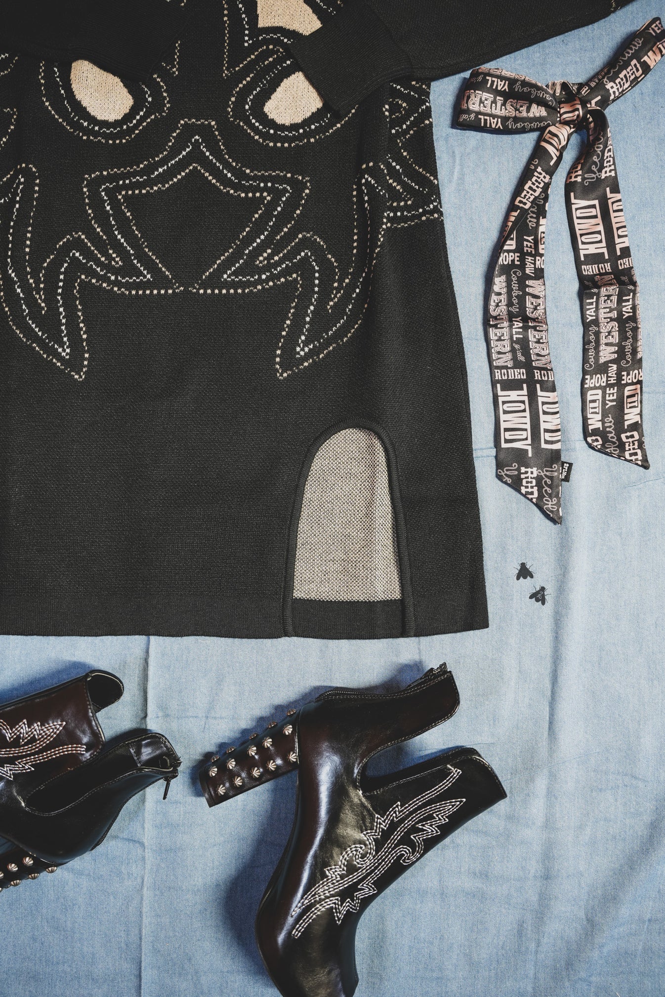 Fiery Knit Sweater Dress: Cozy & Stylish for Effortlessly Chic Looks! -