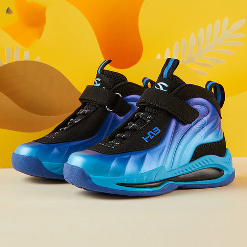 Ancient Energy boys' sneakers in medium and large sizes, featuring a grinding light design and sporty style.