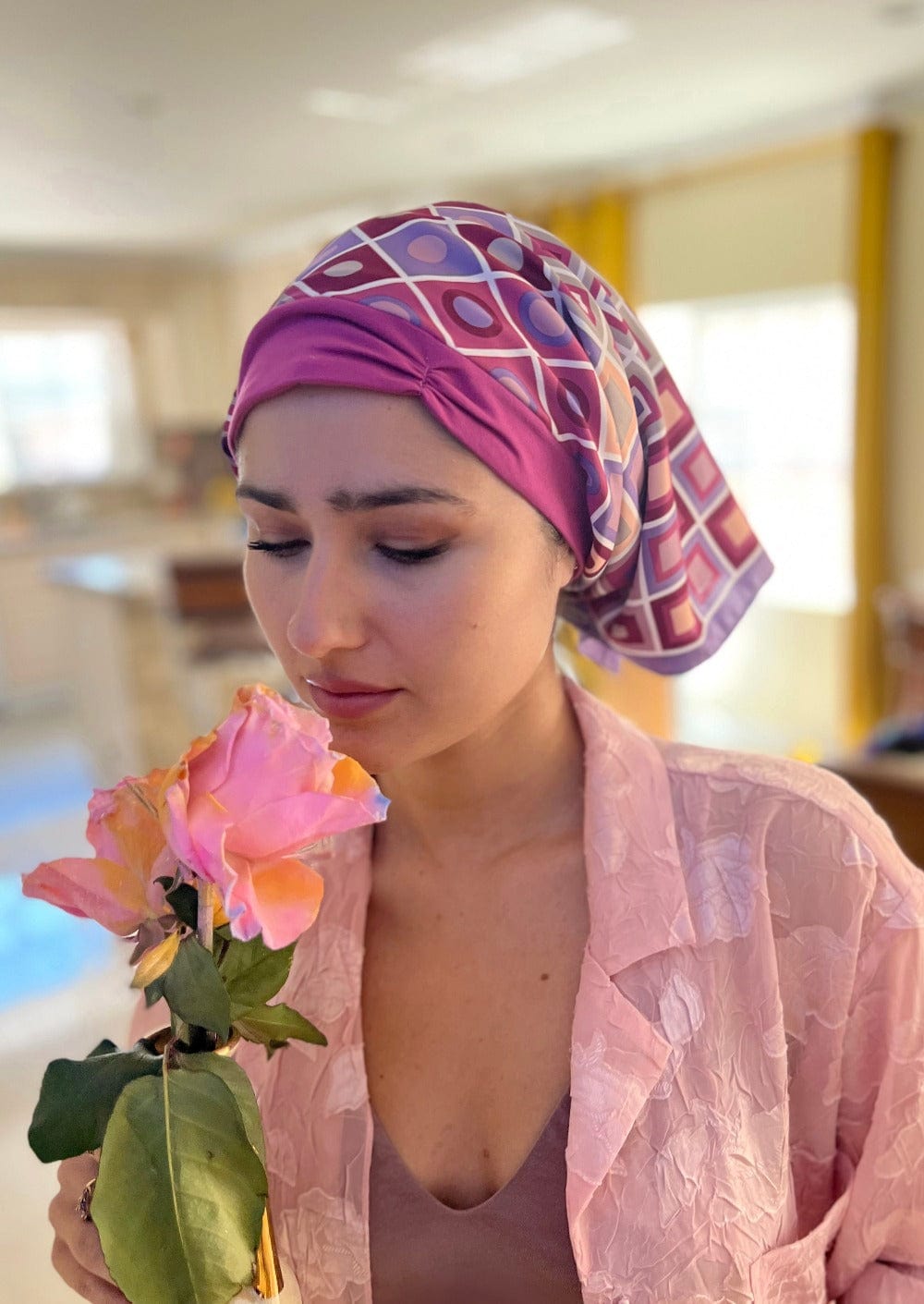 Retro Kerchief Headscarf - Pink Geometric
