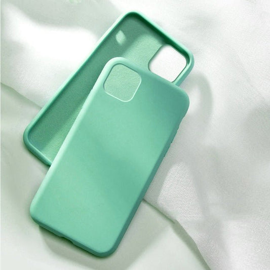 Ancient Energy liquid silicone mobile phone case accessories full package box with multiple case components and tools for phone protection.