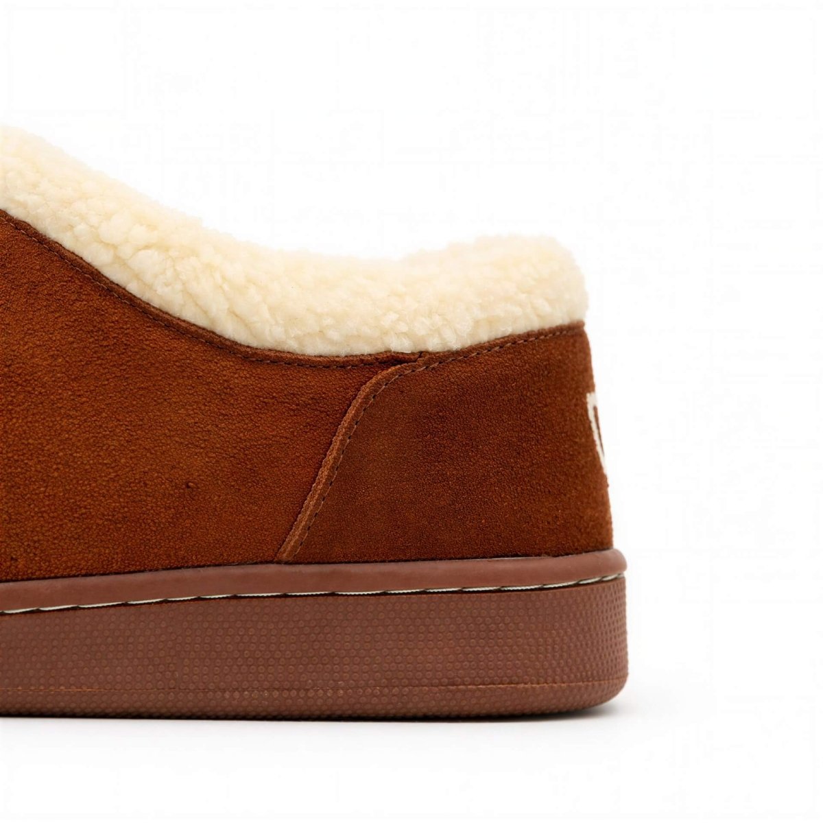 Men's Bread Ashton suede slippers with plush lining, featuring a slip-on design and soft suede material for comfort.