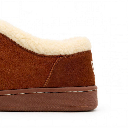 Men's Bread Ashton suede slippers with plush lining, featuring a slip-on design and soft suede material for comfort.