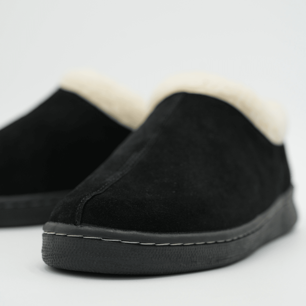 Men's Bread Ashton suede slippers with soft interior, featuring a classic slip-on design and plush suede exterior.