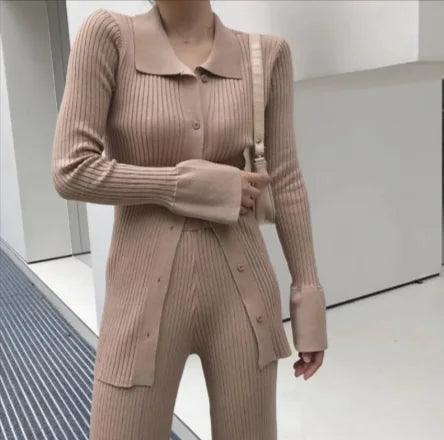 Chic Knit Collared Ensemble - MANDOTOS