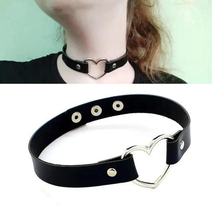 Chic Leather Collar - MANDOTOS
