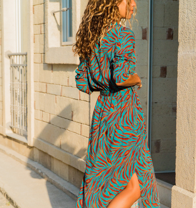 Chic V-Neck High-Waist Printed Dress