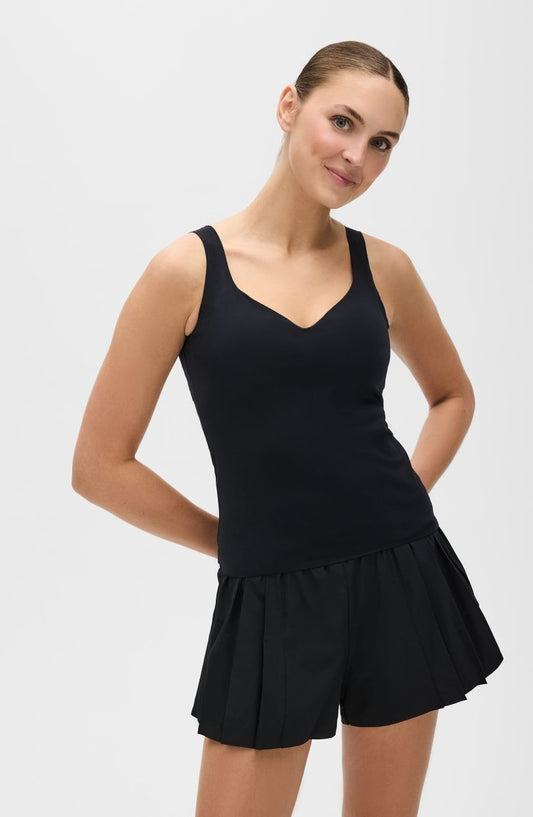 Elastique Athletics Iconic MicroPerle Tank top, lightweight sleeveless athletic top with a fitted style and breathable fabric.