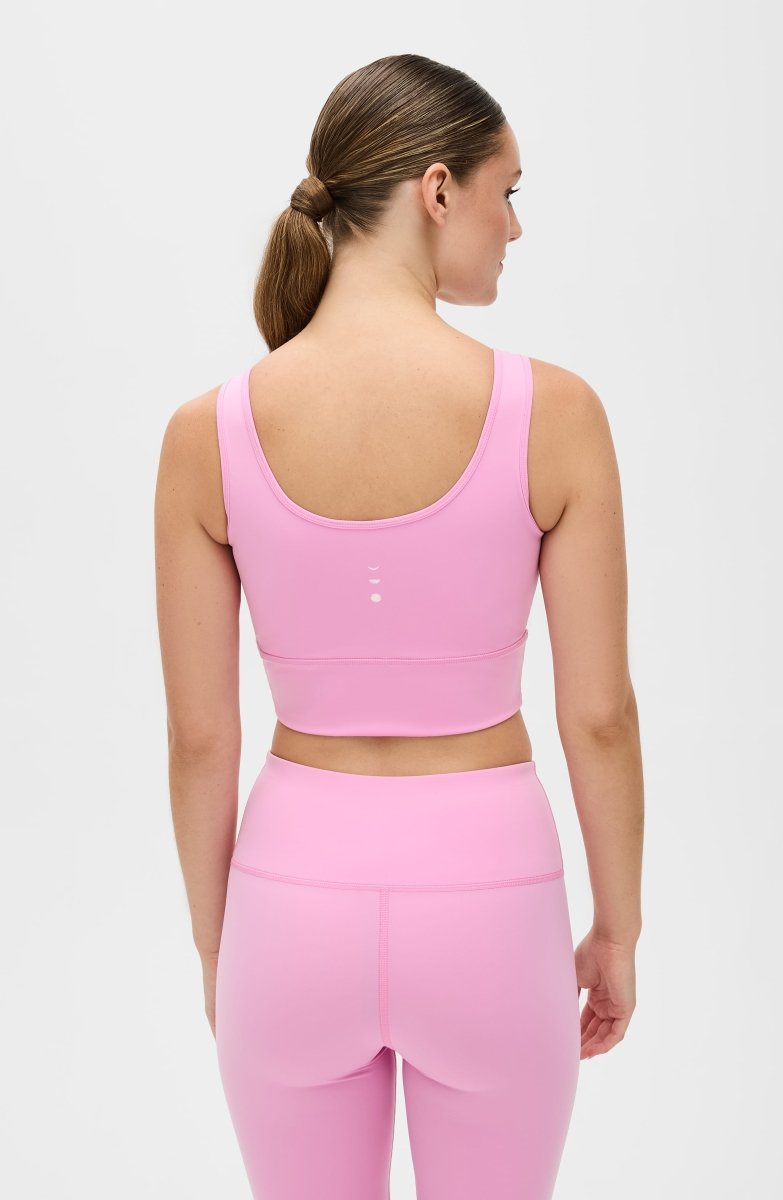 Elastique Athletics Rise Bra in Vie en Rose color, a sporty and supportive women's top with a sleek design.