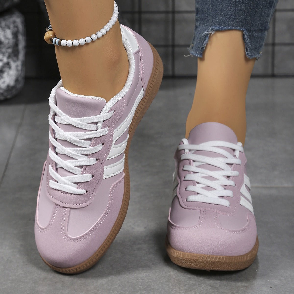 FitiqueFit women's lace-up low-top sneakers in various colors, EU sizes 36-42, designed for training and casual wear.
