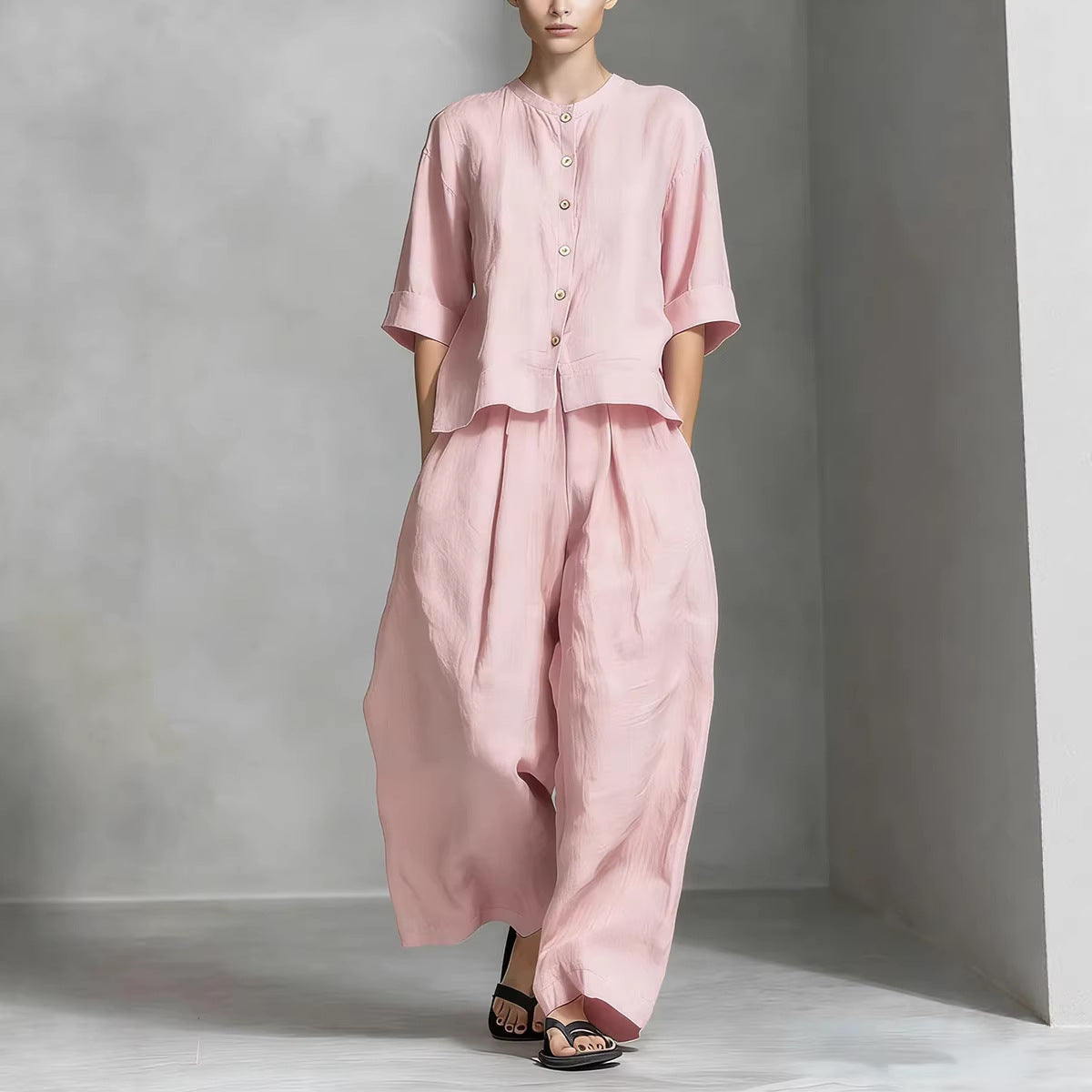 FitiqueFit three-quarter sleeve shirt and loose trousers two-piece set, casual fashion with comfortable fit and relaxed style.