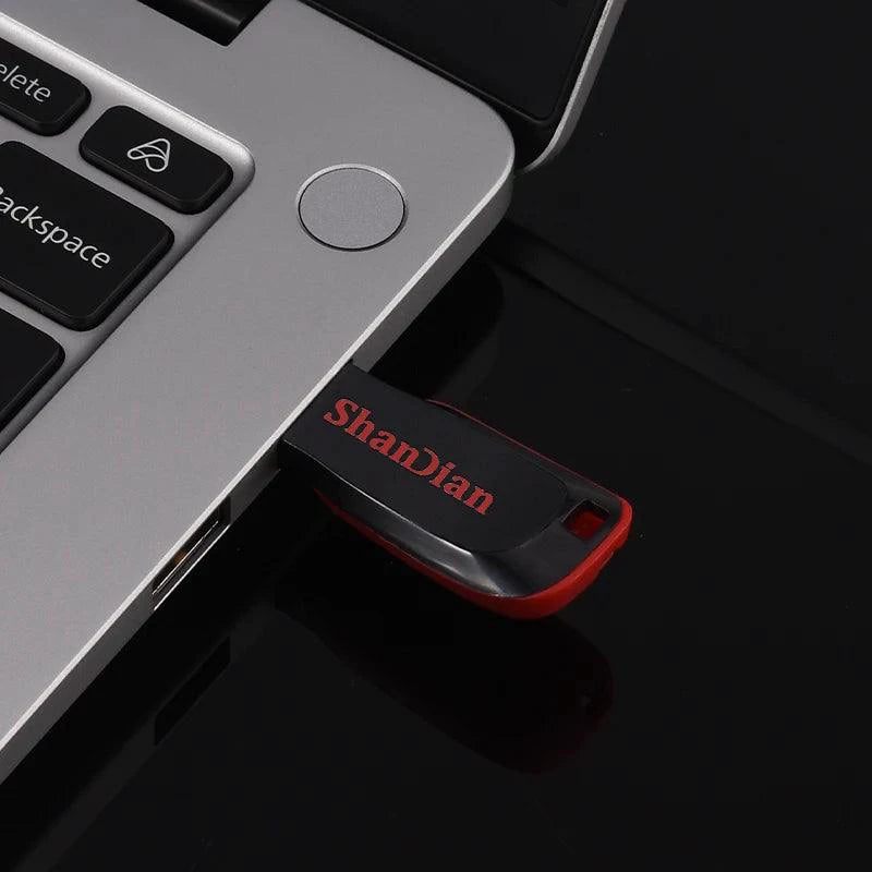 Black high-capacity USB 2.0 flash drives from Holland Store, 128GB and 64GB, with keychain and 32GB mini storage memory stick