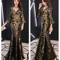 Mandotos princess evening dress with a slim fit design, featuring elegant fabric and a flattering silhouette for special occasions.