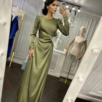Mandotos waist-fitting irregular dress with elegant design, showcasing a stylish and contemporary look.