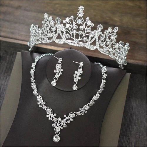 Elegant high-end bridal necklace by MANDOTOS featuring sparkling jewelry perfect for wedding accessories.