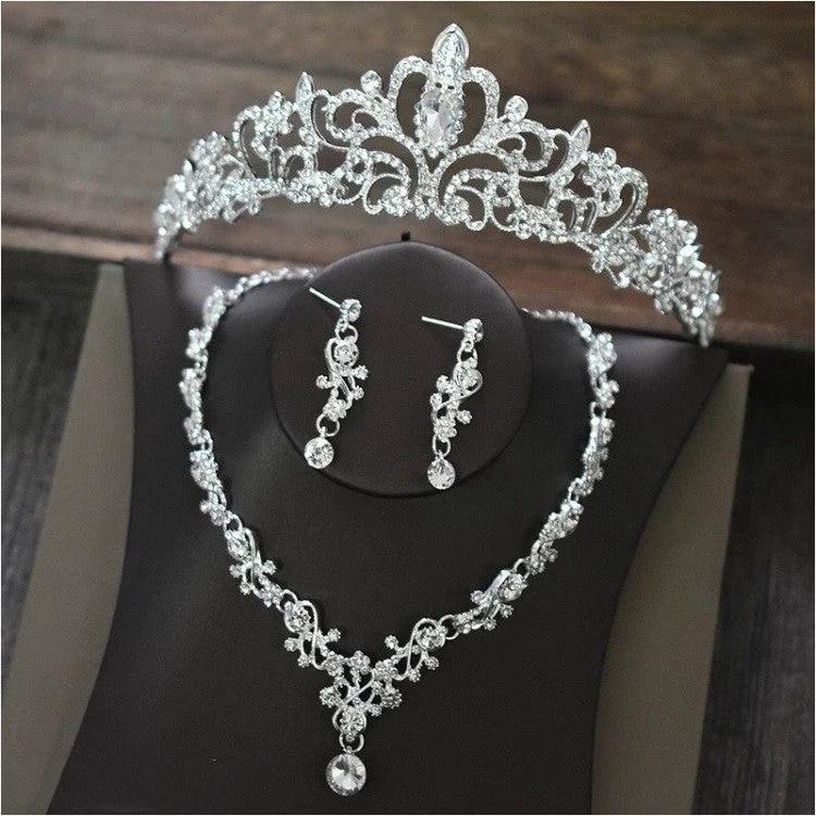 Elegant high-end bridal necklace by MANDOTOS featuring intricate jewelry design for wedding accessories.