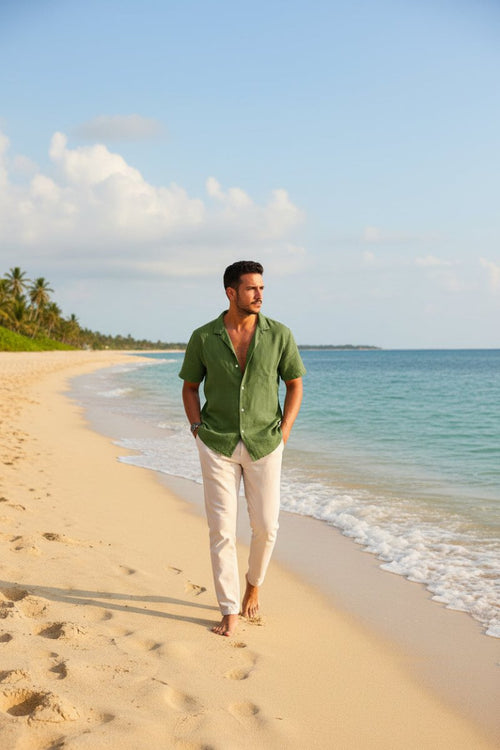 Mandotos men's casual beach shirt with short sleeves and button-down front, perfect for effortless summer style.
