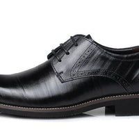 Mandotos men's leather dress shoes, casual and business style, in large size, featuring polished black leather and classic design.