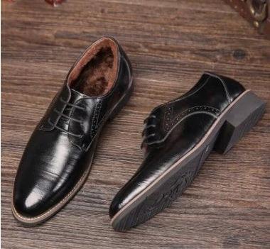 Mandotos men's leather dress shoes and casual shoes in large size, stylish black leather footwear for business and casual wear.