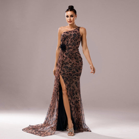Mandotos one-shoulder leopard sequined evening dress with diagonal collar, elegant and glamorous for formal occasions.