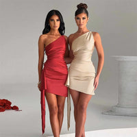 Mandotos one-shoulder sleeveless mini dress with slim fit, backless design, perfect for party or wedding occasions.