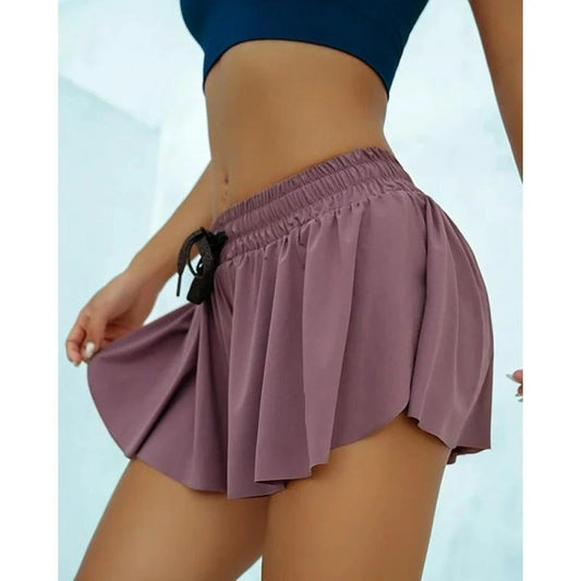 Mandotos scrunch skirt cycling biker shorts for women, designed for gym workouts, running, and marathon training.