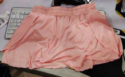 Mandotos women's scrunch skirt cycling biker shorts designed for gym workouts, running, and marathon training.
