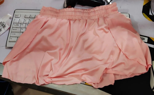 Mandotos women's scrunch skirt cycling biker shorts designed for gym workouts, running, and marathon training.
