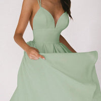 Mandotos women's sexy V-neck suspender summer dress, A-line long style with a flattering fit and fashionable design.