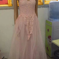 Mandotos sleeveless floral lace wedding dress with flower appliqués, romantic bridal gown featuring intricate lace details.