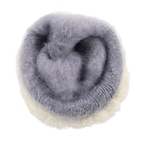 Mandotos winter knitted gloves in cozy wool with ribbed cuffs, perfect for cold weather warmth and style.
