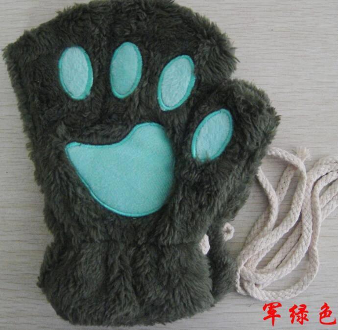 Mandotos winter half-cover paw bear and cat claw gloves with short fingers, cozy and stylish for cold weather.