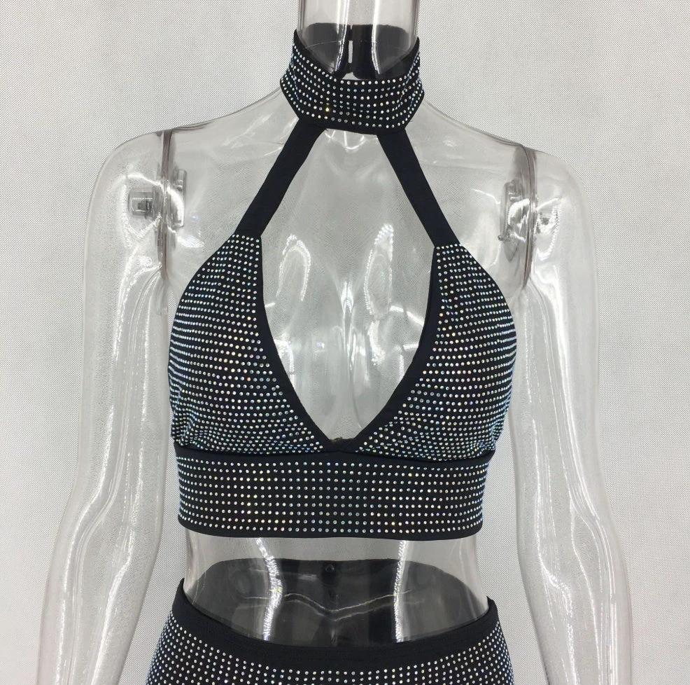 Women’s two-piece dress set by MANDOTOS featuring a stylish diamond-patterned design, perfect for elegant occasions.
