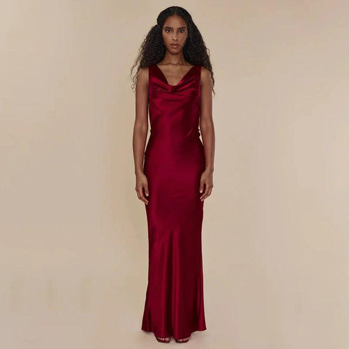Mandotos women's long banquet style evening dress with lace-up front, elegant and flowing for formal events.