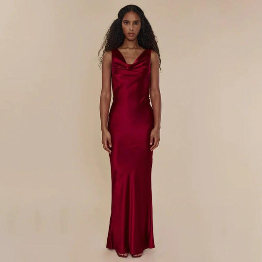 Mandotos women's long banquet style evening dress with lace-up front, elegant and flowing for formal events.