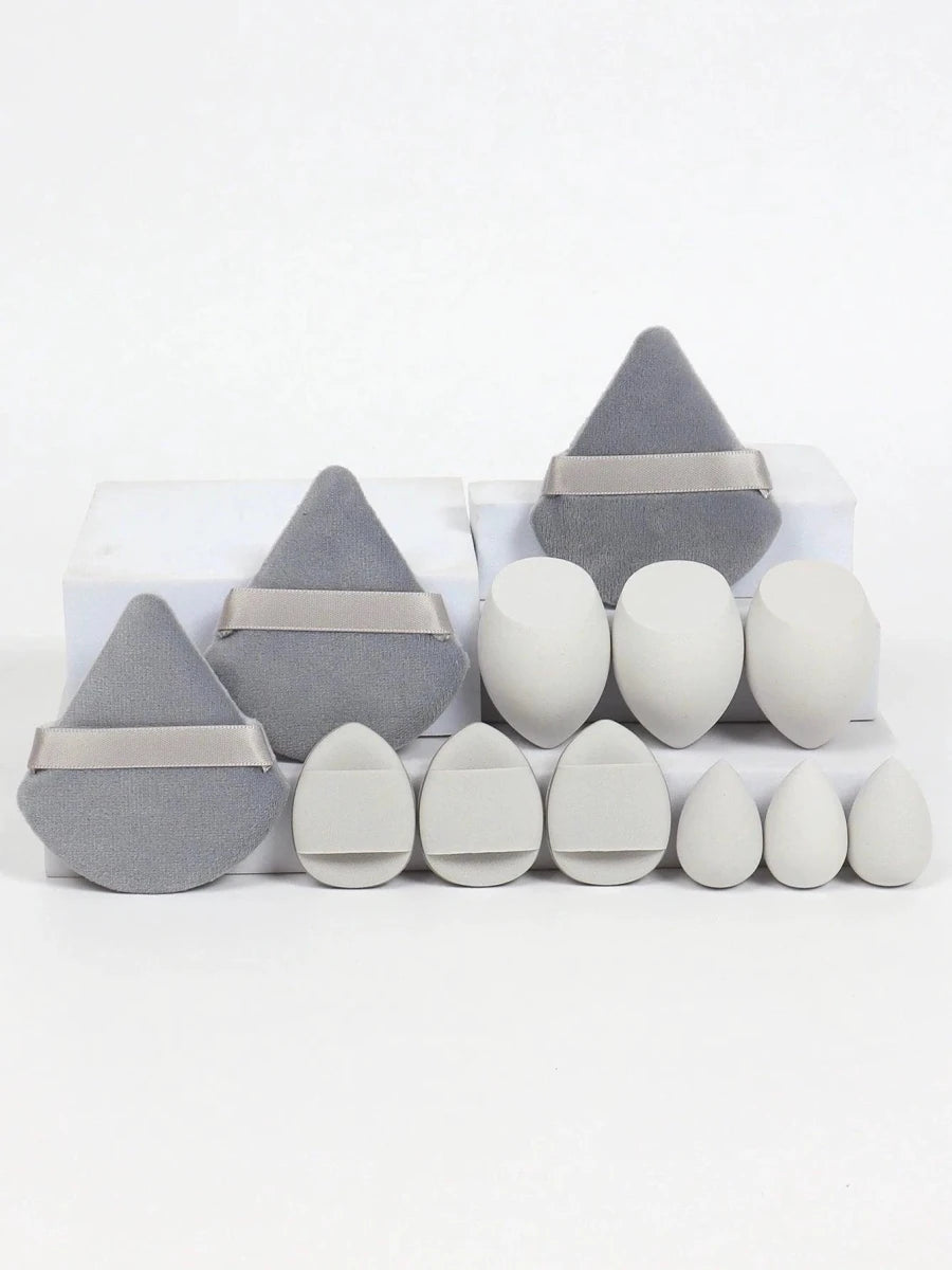 Mandotos 12-piece all-purpose makeup sponge set with loose powder puffs, mini beauty eggs, and cushion sponges for flawless application.