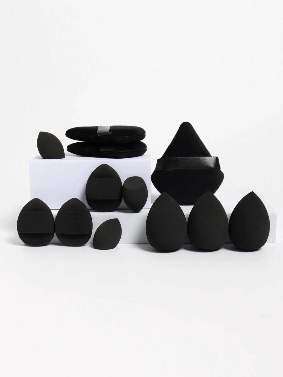 Mandotos 12-piece all-purpose makeup sponge set with loose powder puffs, mini beauty sponges, and air cushion puffs.