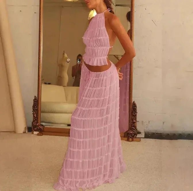 Mandotos 2-piece chic halter dress suit set featuring a stylish halter top and matching skirt for a fashionable look.