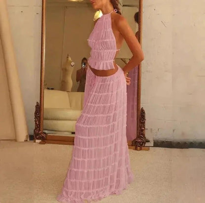 Mandotos 2-piece chic halter dress suit set featuring a stylish halter top and matching skirt for a trendy look.