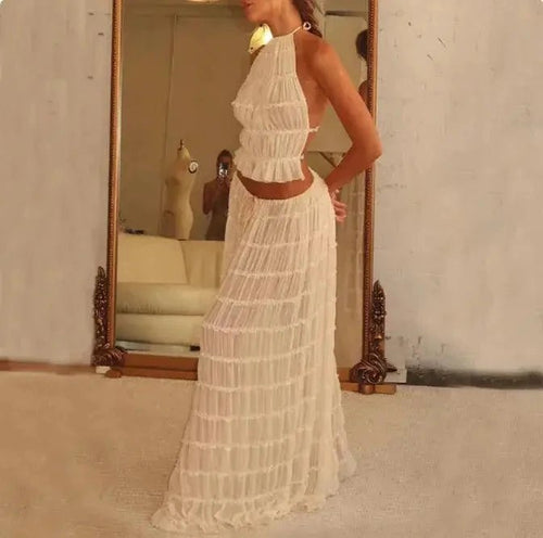 Mandotos 2-piece chic halter dress suit set featuring a stylish halter top and matching skirt for fashionable wear.