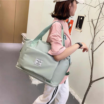 Mandotos foldable waterproof travel bag with large capacity, ideal for gym, fitness, and overnight trips for women.