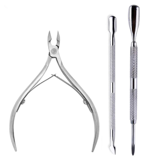 Mandotos 4-piece stainless steel nail cutter and scissors set with cuticle pusher for professional manicure and nail care.