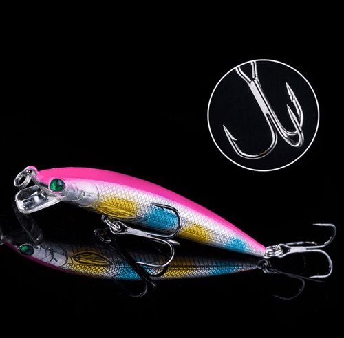 Mandotos 7cm triple-sharp minnow fishing lure with realistic fish design and vibrant colors for freshwater or saltwater fishing.
