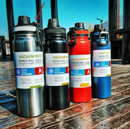 Mandotos 800ml Adventure Hydration Cup with leak-proof lid and ergonomic design for outdoor activities