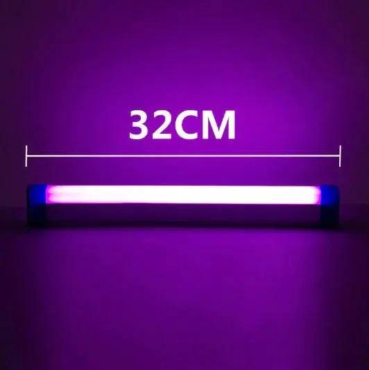 Mandotos adjustable portable LED fill light showing customizable brightness and color settings for photography and videography.