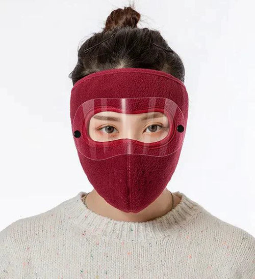 Mandotos Airy Outdoor Face Cover worn by a person, lightweight fabric mask for outdoor protection and comfort.