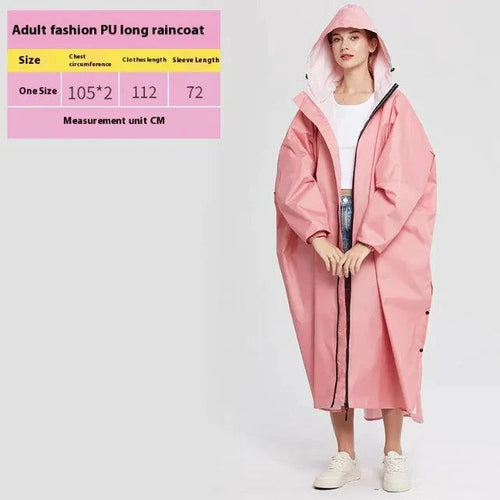 Mandotos all-weather cyclist raincoat in bright yellow with reflective strips, designed for outdoor cycling in rainy weather.