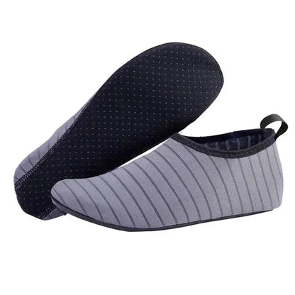 Mandotos AquaFlex unisex water shoes with quick-dry fabric, designed for beach, yoga, and swimming activities.